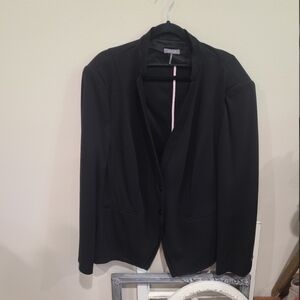 BASLER black Blazer Women's Size 2X/22‎ two button shoulder pads lace at collar